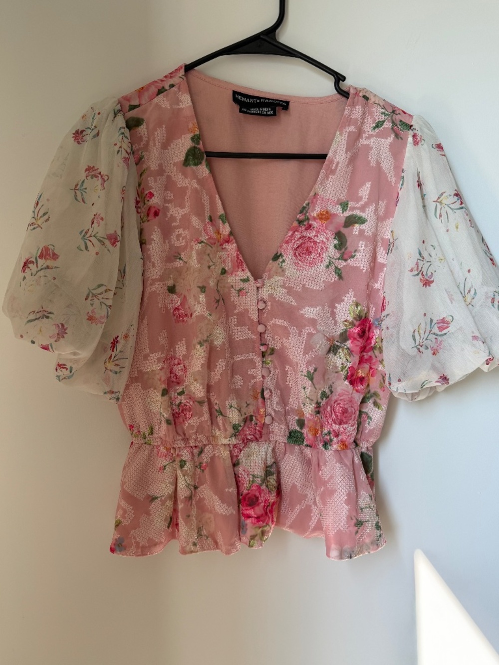 Hemant & Nandita Floral Embroidered Blouse Top Size XS Boho Luxury